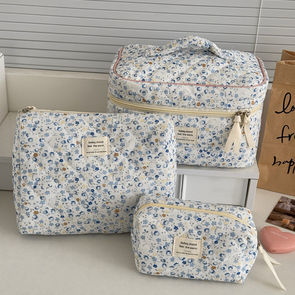 Luxury Quilted Bags - 卸売高級女性大容量化粧品バッグトラベルオーガナイザーメイクアップ収納ポーチレディースヴィンテージフラワーキルティングバッグ