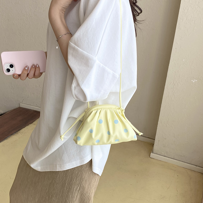 MOODS スーパーミニ高級デザイナー財布とハンドバッグ女性 - Shoulder Bag Slouchy のレビューと価格