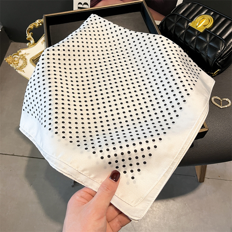 女性のための豪華なシルクのスカーフ,春と夏のための花の装飾が - Luxury Bags Expensive のレビューと価格