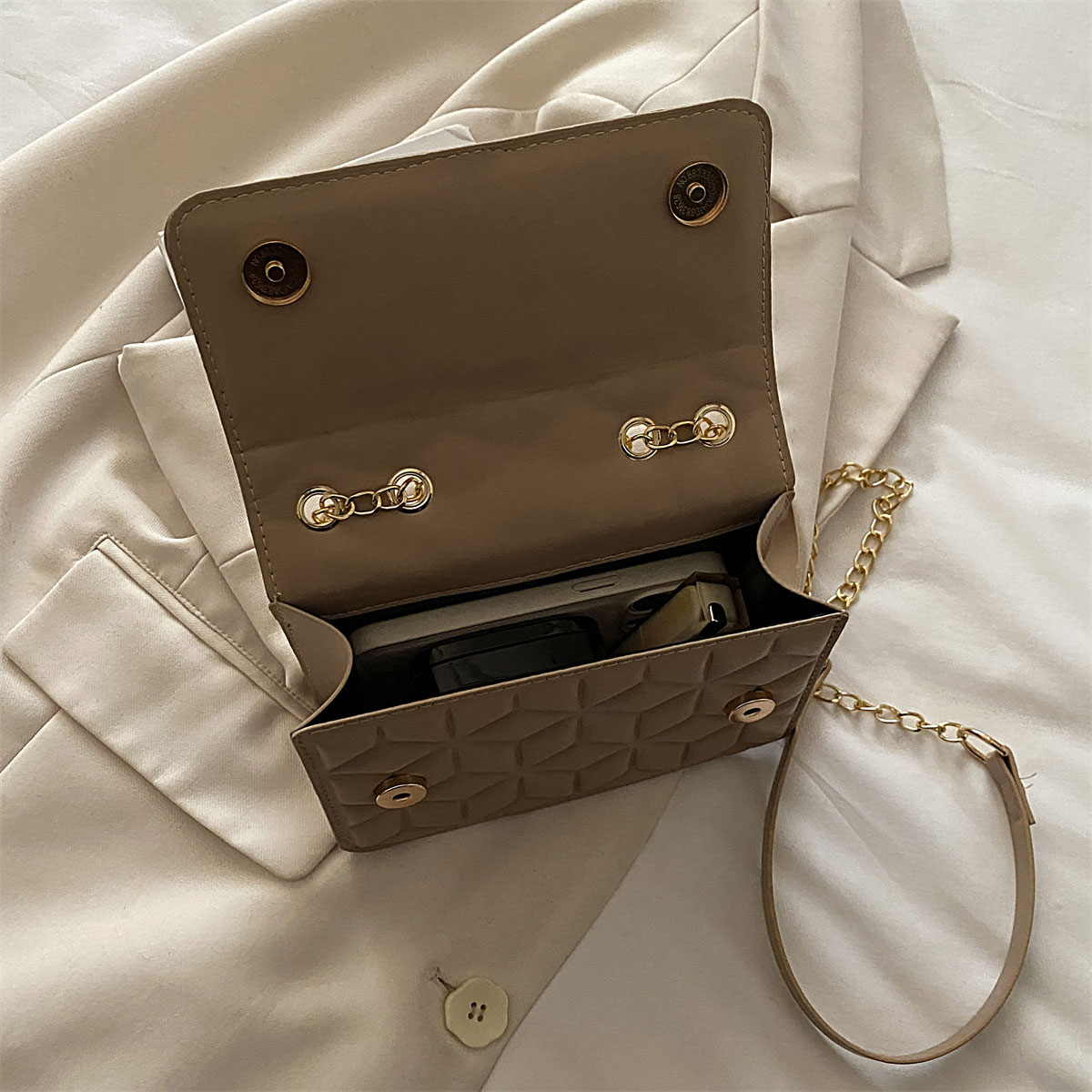 ライトラグジュアリートレンドアーガイルキルティングスモールス - Luxury Quilted Bags のレビューと価格