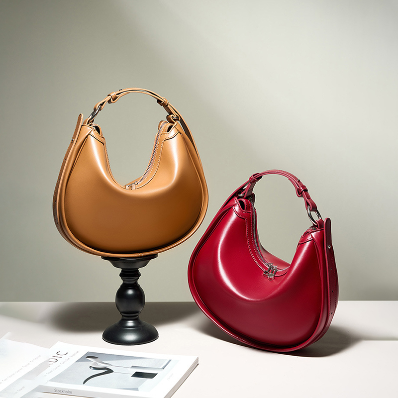 純粋なスプリット牛革女性のホーボス脇の下バッグ女性のためのソ - Luxury Bags Wholesale のレビューと価格