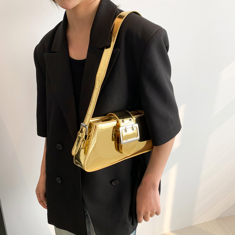 Y2kゴールド-女性のための裸の肩のハンドバッグ,小さな楕円 - Luxury Y2K Bags のレビューと価格