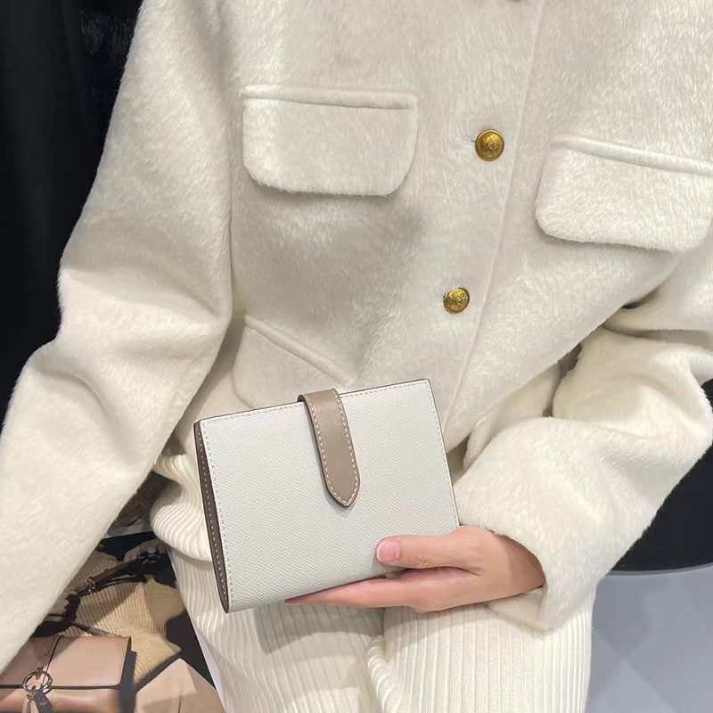 女性用本革ショートウォレット,コイン,マルチカードホルダー, - Luxury Quilted Bags のレビューと価格