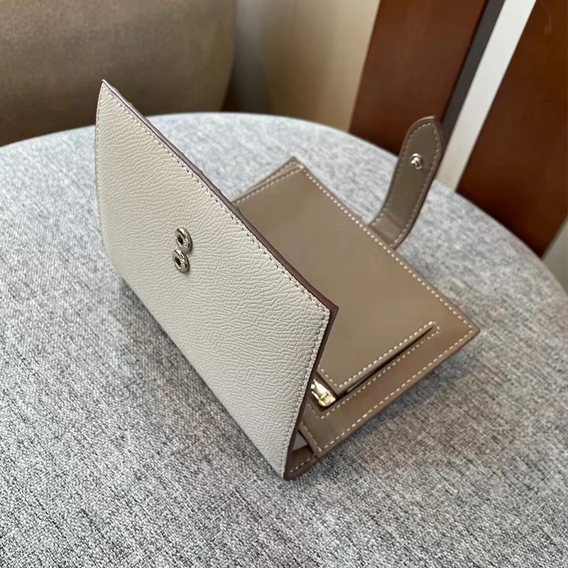 女性用本革ショートウォレット,コイン,マルチカードホルダー, - Luxury Quilted Bags のレビューと価格