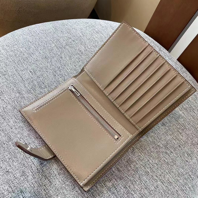 女性用本革ショートウォレット,コイン,マルチカードホルダー, - Luxury Quilted Bags のレビューと価格