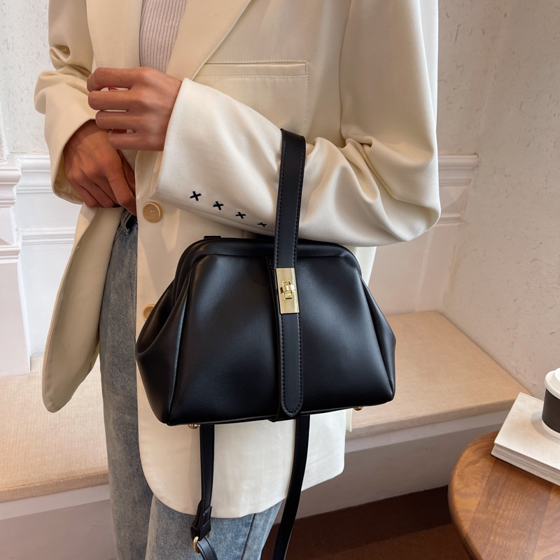 ニューヴィンテージショルダーバッグ 高級レザー メタルバック - Luxury Bags Wholesale のレビューと価格